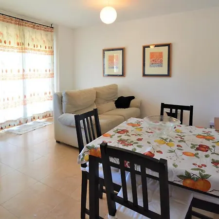 Apartamento Con Piscina En El Entorno De