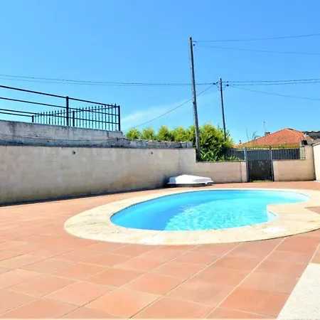 Apartamento Con Piscina En El Entorno De * Sanxenxo
